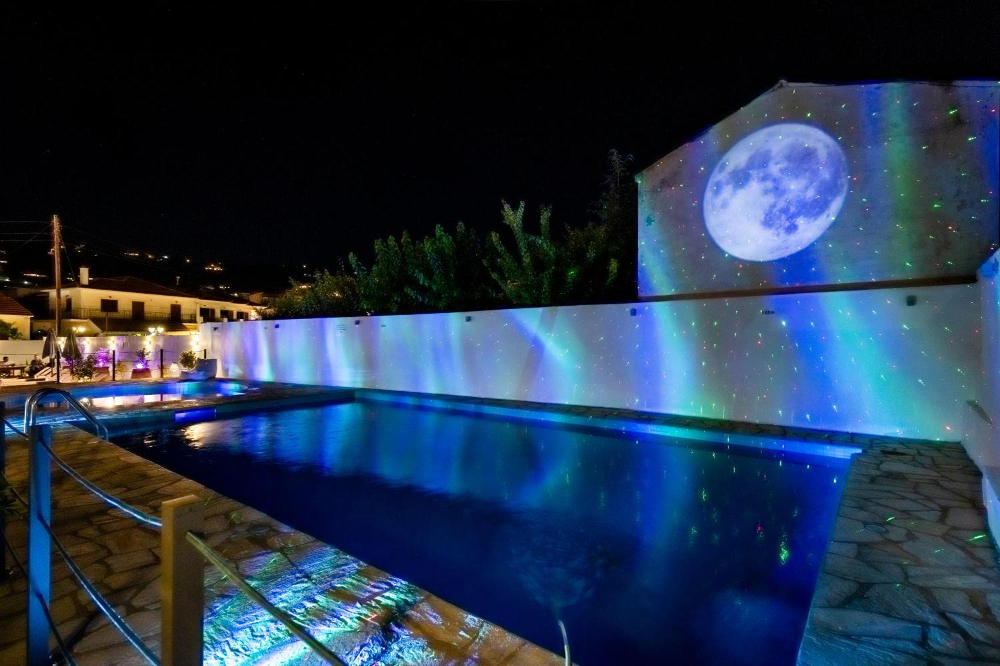 Amalia Hotel สโกเปลอสทาวน์ ภายนอก รูปภาพ