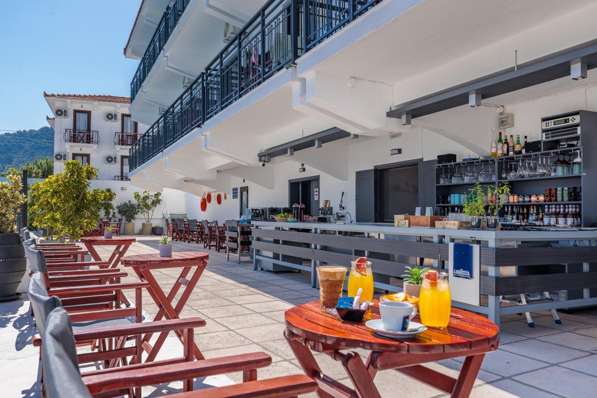 Amalia Hotel สโกเปลอสทาวน์ ภายนอก รูปภาพ